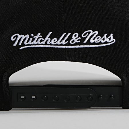 Mitchell and Ness - Casquette Casper Snapback Chicago Bulls Noir