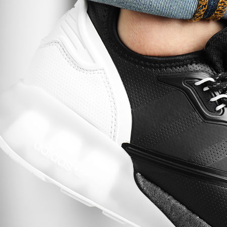 Adidas Originals - Baskets ZX 2K Boost S42835 Core Black Footwear White