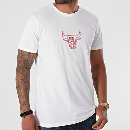 New Era - Tee Shirt NBA Chain Stitch Chicago Bulls 12720137 Blanc