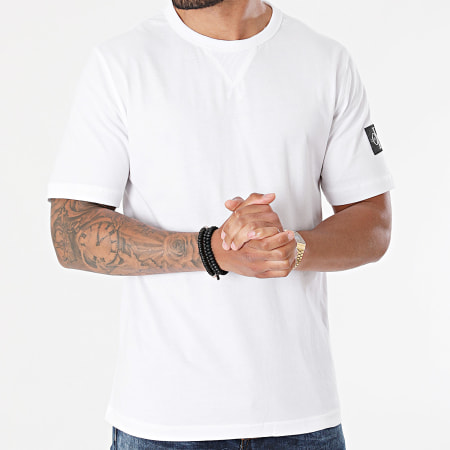 Calvin Klein - Maglietta con distintivo monogramma sulla manica 4051 Bianco