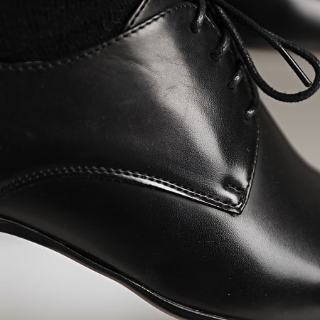 Classic Series - Chaussures M5881-A Noir