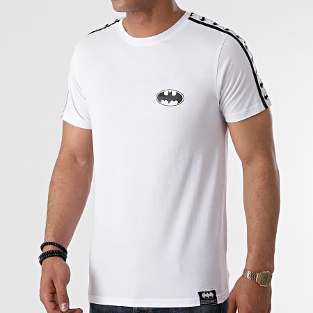 DC Comics - BW Stripe Logo Tee Shirt Bianco