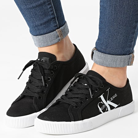 Calvin Klein Baskets Femme Vulcanized Sneaker Lace Up 0402 Black LaBoutiqueOfficielle