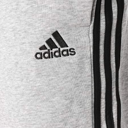 Adidas Sportswear - Short Jogging A Bandes 3 Stripes GK9599 Gris Chiné