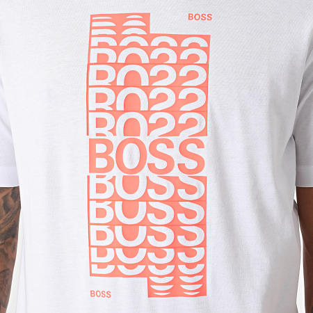 BOSS - Tee Shirt 50452841 Blanc Orange Fluo