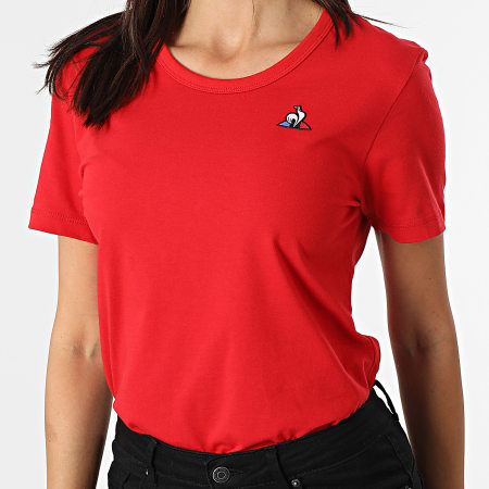 Le Coq Sportif - Tee Shirt Femme Essential 20110386 Rouge