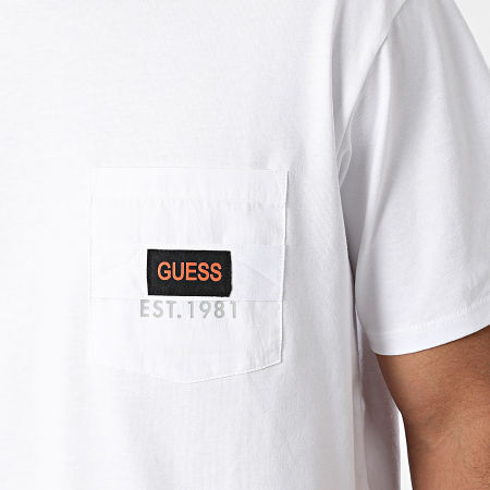 Guess - Tee Shirt Poche M1YI80-K8FQ1 Blanc