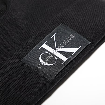 Calvin Klein - Bonnet Femme Monogram 8272 Noir