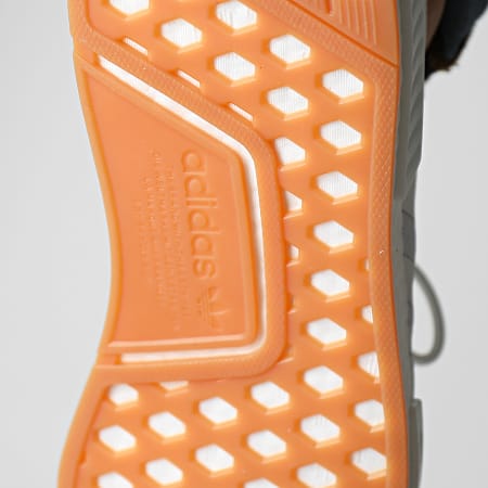 Adidas Originals - Zapatillas NMD R1 Primeblue GZ9260 Cloud White Gum 2