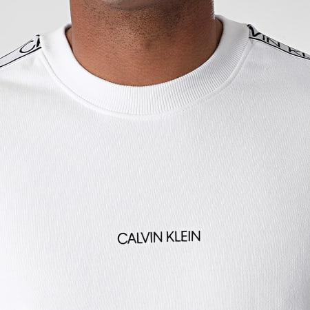 Calvin Klein - Sweat Crewneck A Bandes Essential Logo Tape 7313 Blanc