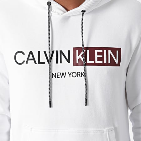 Calvin Klein - Sweat Capuche Contrast Graphic Logo 7168 Blanc