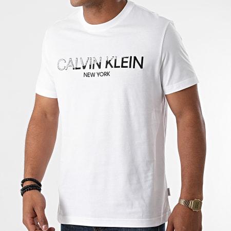 Calvin Klein - Tee Shirt Multi Embroidery 7247 Blanc