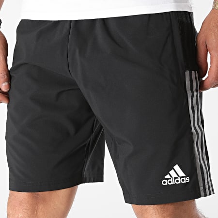 Adidas Sportswear - Short Jogging A Bandes Juventus GR2949 Noir