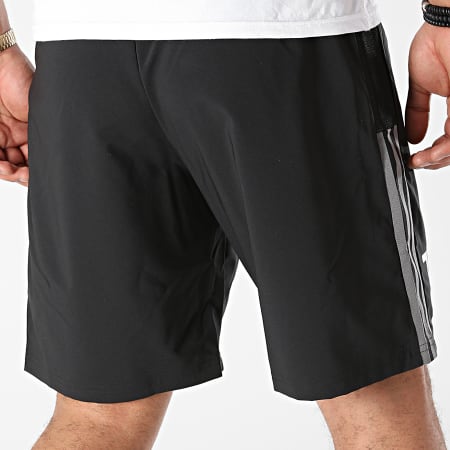 Adidas Sportswear - Juventus GR2949 Pantaloncini da jogging con banda nera