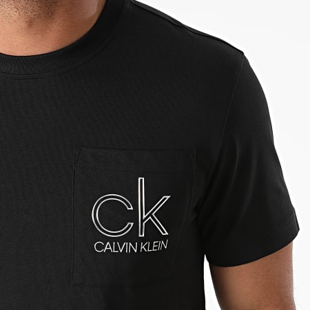 Calvin Klein - Tee Shirt Poche 6709 Noir Argent