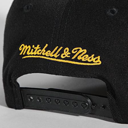 Mitchell and Ness - Casquette NBA Double Triple Redline Los Angeles Lakers Noir