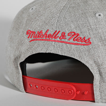 Mitchell and Ness - Casquette Snapback Team Heather Chicago Bulls Gris Chiné