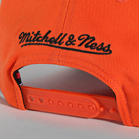 Mitchell and Ness - Casquette Vis Redline Chicago Bulls Orange