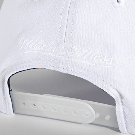 Mitchell and Ness - Casquette NBA Whiteout Redline Chicago Bulls Blanc