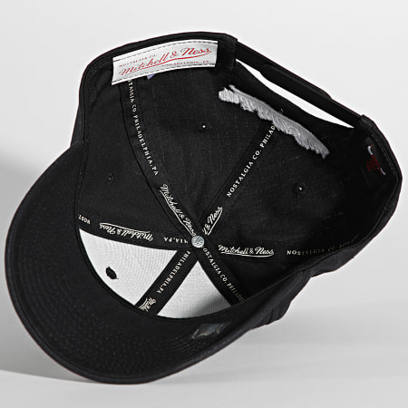 Mitchell and Ness - Casquette Arc Low Pro Chicago Bulls Noir