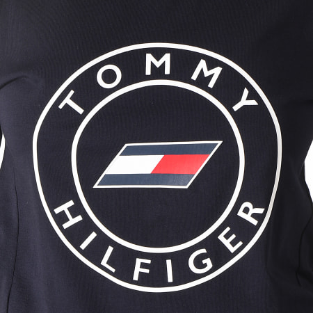 Tommy Hilfiger - Tee Shirt Femme Slim Round Graphic C-NK 1046 Bleu Marine