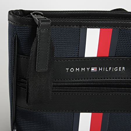 Tommy Hilfiger Sacoche Elevated Nylon Mini Crossover 7586 Bleu Marine LaBoutiqueOfficielle