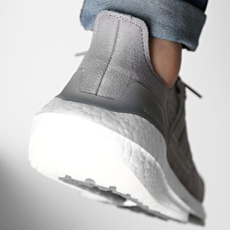 Adidas Sportswear - Sneakers Ultraboost 21 FY0381 Grigio 3 Grigio 4