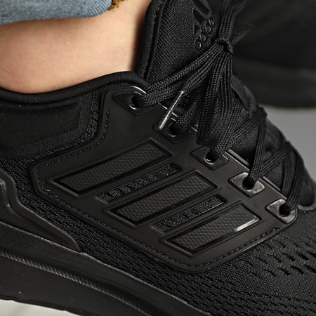 Adidas Sportswear - Baskets EQ21 Run H00521 Core Black