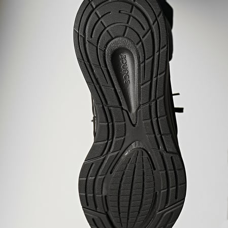Adidas Sportswear - Baskets EQ21 Run H00521 Core Black
