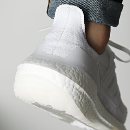 Adidas Sportswear - Baskets Ultraboost 21 FY0379 Cloud White Grey 3