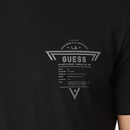 Guess - Tee Shirt M1YI59-I3Z11 Noir Gris