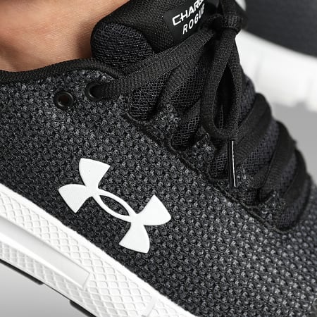 Under Armour - Baskets Charged Rogue 2 5 3024400 Black White