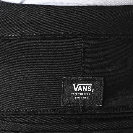 Vans - Pantalon Chino Slim Authentic A5FJ7 Noir