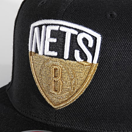 Mitchell and Ness - Casquette Snapback Brooklyn Nets 6HSSMM19489 Noir Doré