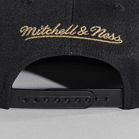 Mitchell and Ness - Casquette Snapback Brooklyn Nets 6HSSMM19489 Noir Doré