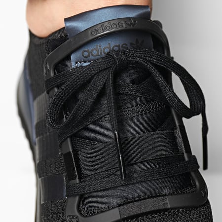 Adidas Originals - Baskets U Path Run H05472 Core Black Blue Metallic -  LaBoutiqueOfficielle.com