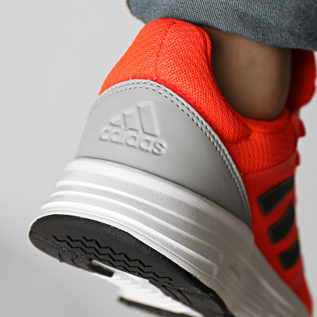 Adidas Sportswear - Baskets Galaxy 5 H04595 Solar Red Carbon Grey Two