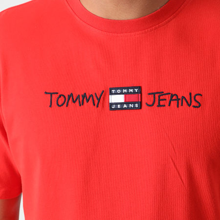 Tommy Jeans - Maglietta con scritta lineare e logo 0942 rosso
