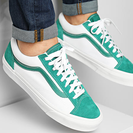 Vans - Baskets Style 36 54F69YG Classic Cardamome Green True White