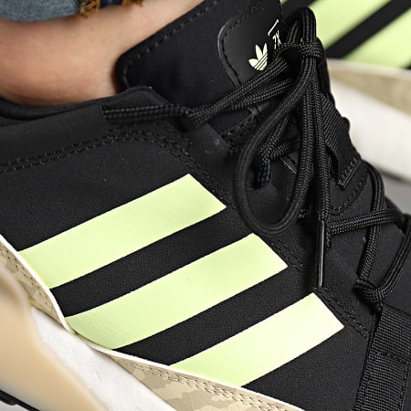 Adidas Originals - ZX 2K Boost Pure Sneakers GW3516 Core Black Light Yellow Savanna