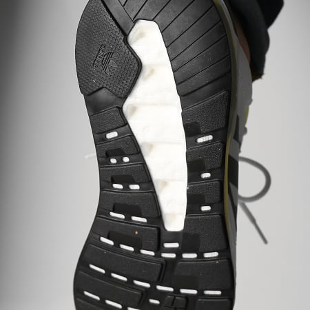 Adidas Originals - Baskets ZX 2K Boost Pure GZ7729 Cloud White Grey Five Pulse Yellow