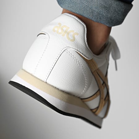 Asics Baskets Tiger Runner 1202A311 White Champagne