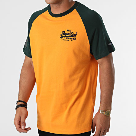 Superdry - Vintage AC Raglan Logo Tee Shirt M1011209A Arancione Verde
