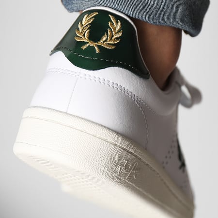 Fred Perry - Baskets B721 Leather White