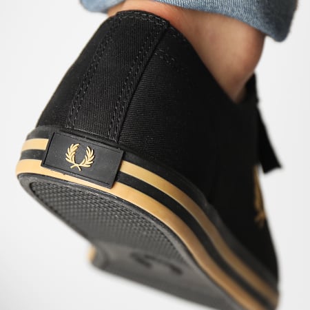 Fred Perry - Baskets Kingston Twill B7259 Black Champagne