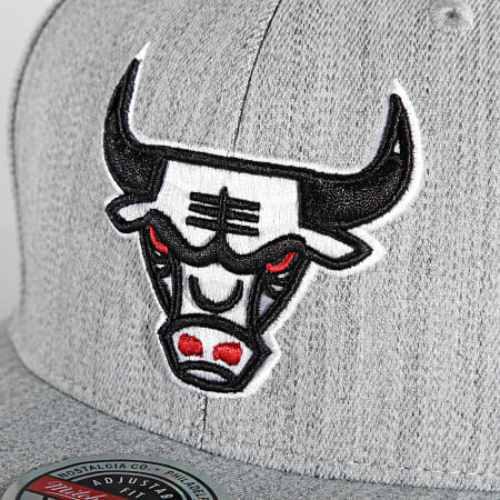 Mitchell And Ness - Casquette Snapback Team Ground Stretch Chicago Bulls Gris Chiné