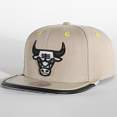 Mitchell and Ness - Gorra Snapback Day 3 de los Chicago Bulls beige