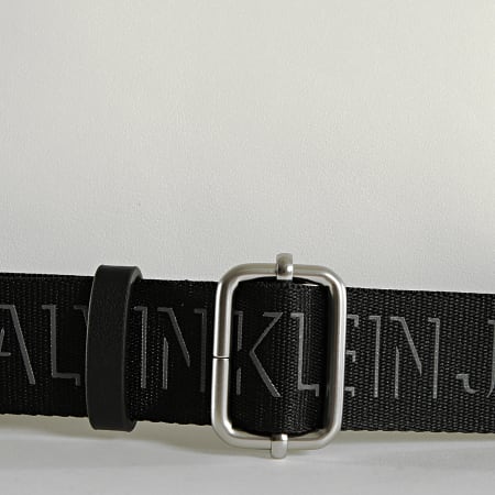 Calvin Klein - Sac A Main Femme Shadow Camera Bag 8383 Blanc