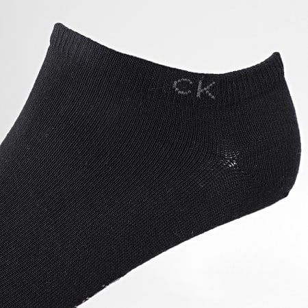Calvin Klein - Confezione da 2 paia di calzini 701218707 nero