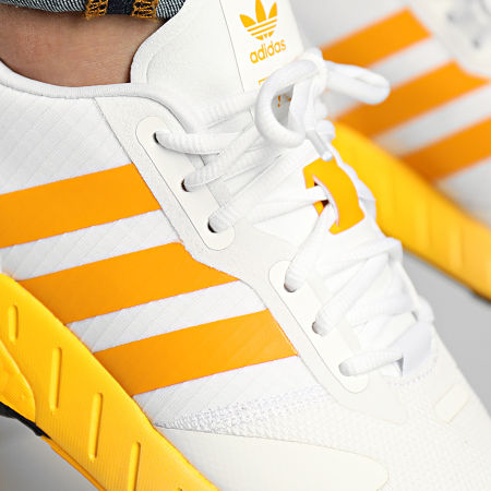 Adidas shoes white and gold new arrivals